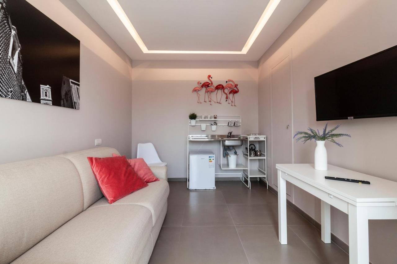 Dimorart Design Accomodations In Napoli Exterior photo