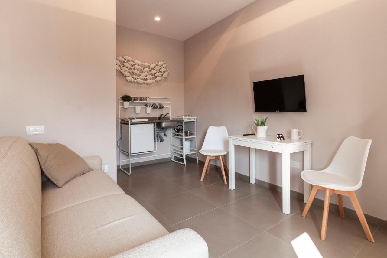 Dimorart Design Accomodations In Napoli Exterior photo
